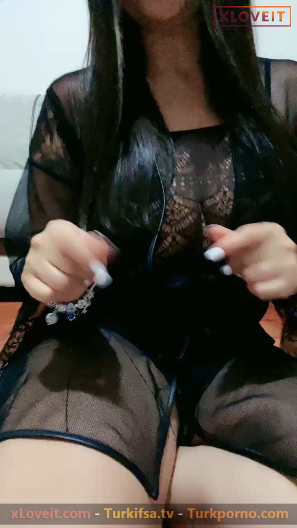 Ayşe Elbi nude Sexy gecelikle kalça show yaptı